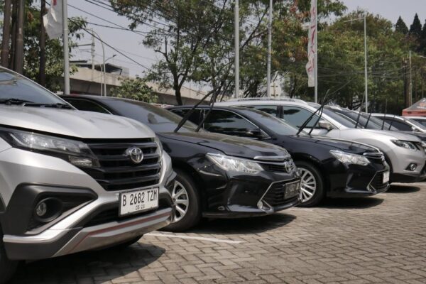 Pilih warna mobil bukan soal selera: ini dampaknya terhadap harga jual kembali