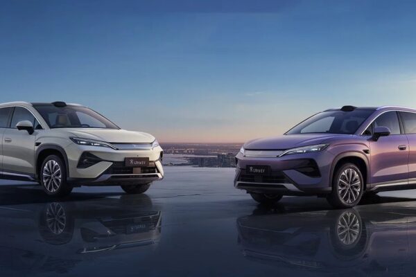 BYD Song Ultra EV resmi meluncur di China, flash charging 9 menit dan range 710 km