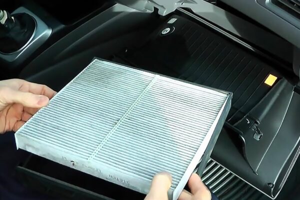 Filter AC kabin mobil: komponen paling sering dilewati, paling berdampak ke kesehatan