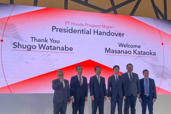 Bos baru Honda resmi serah terima jabatan dan apa artinya buat Indonesia