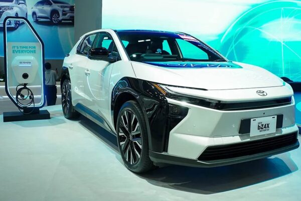New Toyota bZ4X 2026: CKD Indonesia, harga Rp 799 juta, dan ini yang berubah