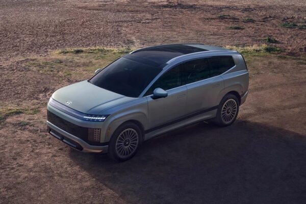 Hyundai Ioniq 9 Sinyal Meluncur di GIIAS 2026, SUV Listrik 7-Seater Rp 1,7 Miliar